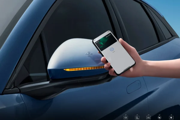 BYD Sealion exterior llave inteligente