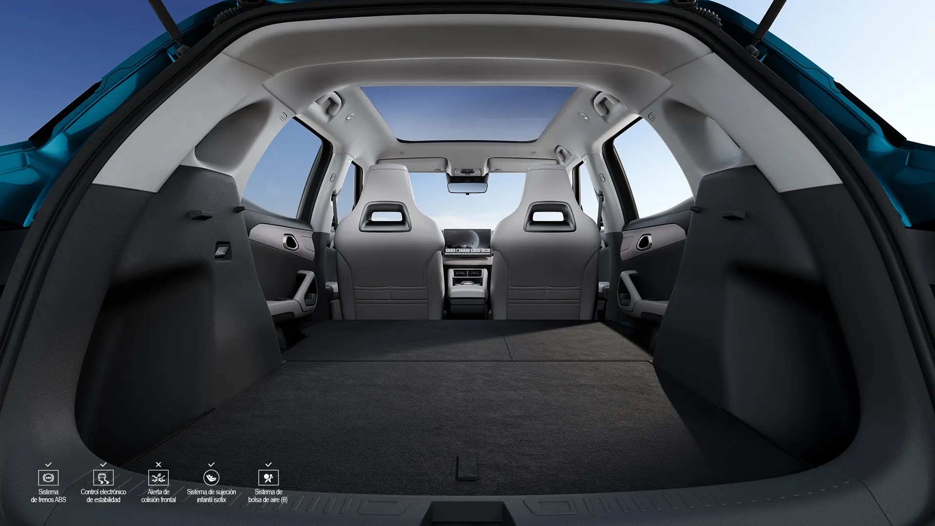 BYD Yuan Up Lux interior baúl extendido